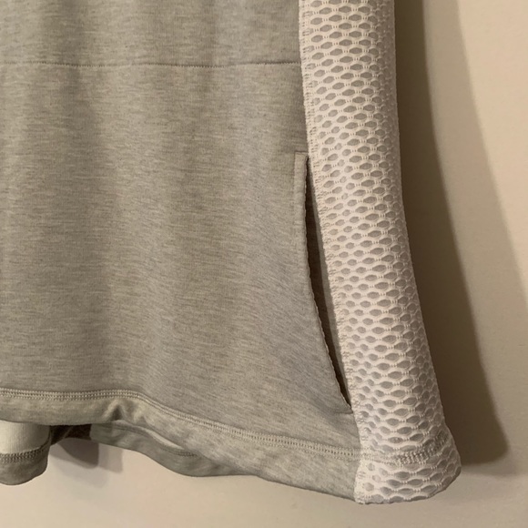 Super Cute Athletic Hoodie Tank☀️NEW☀️ - Picture 6 of 15